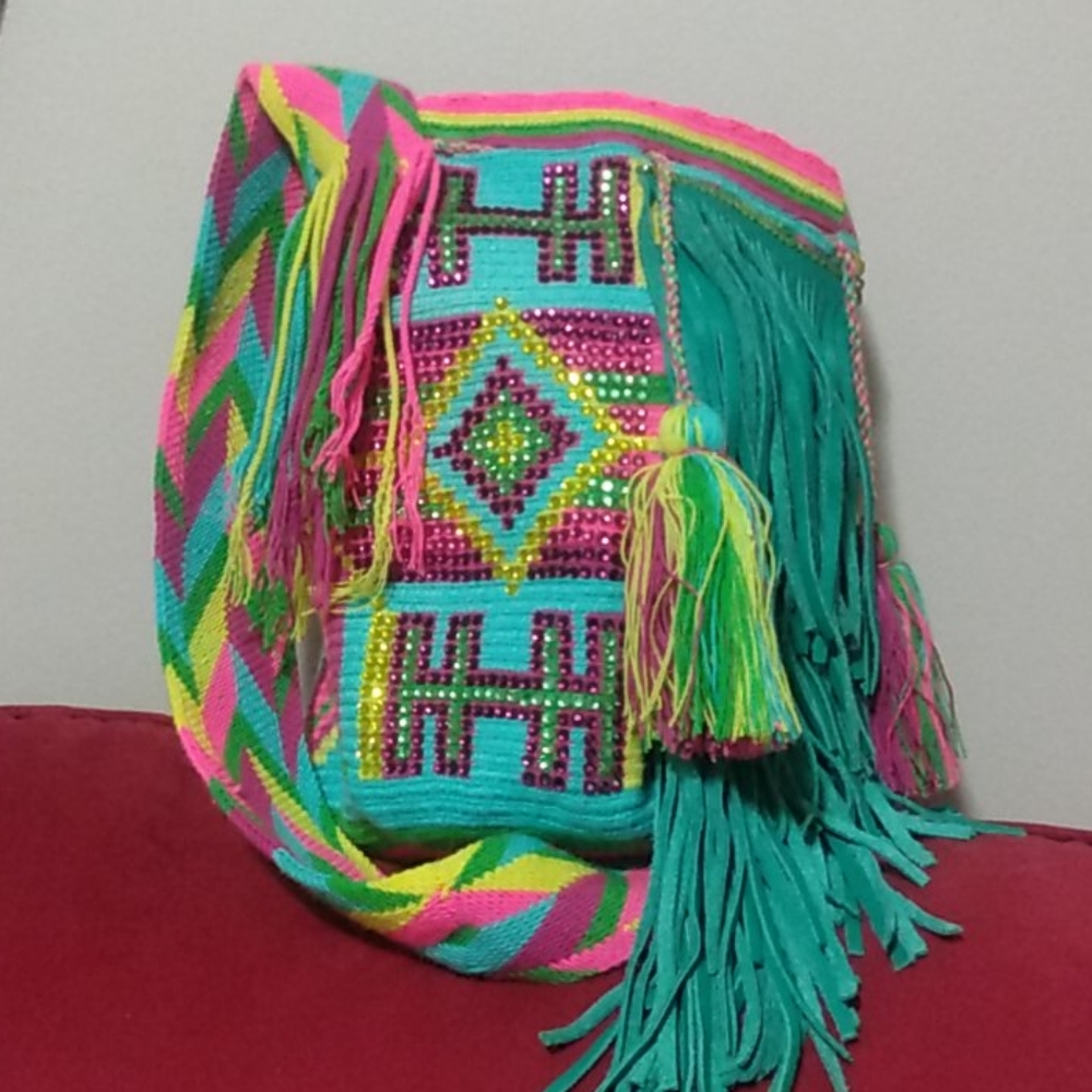 Ethnic handbag